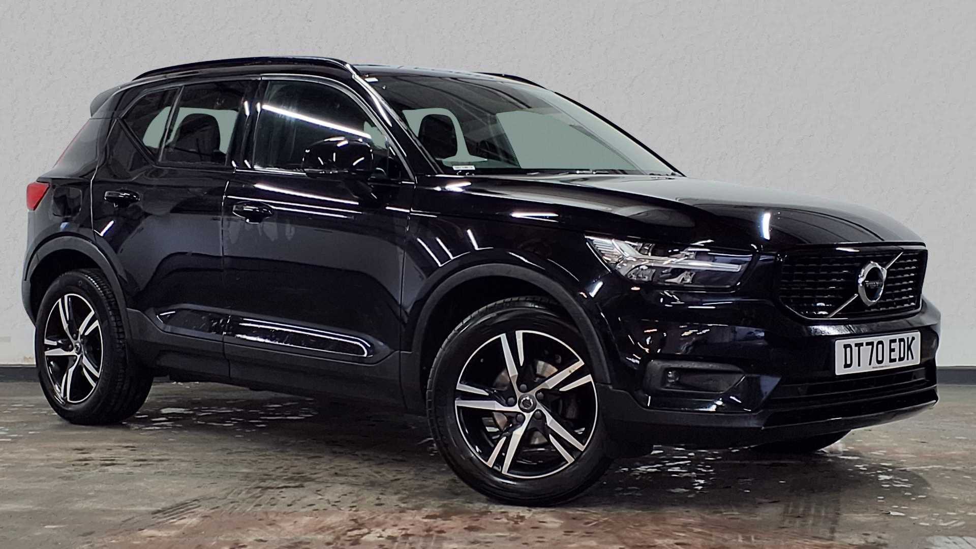 Main listing image - Volvo XC40