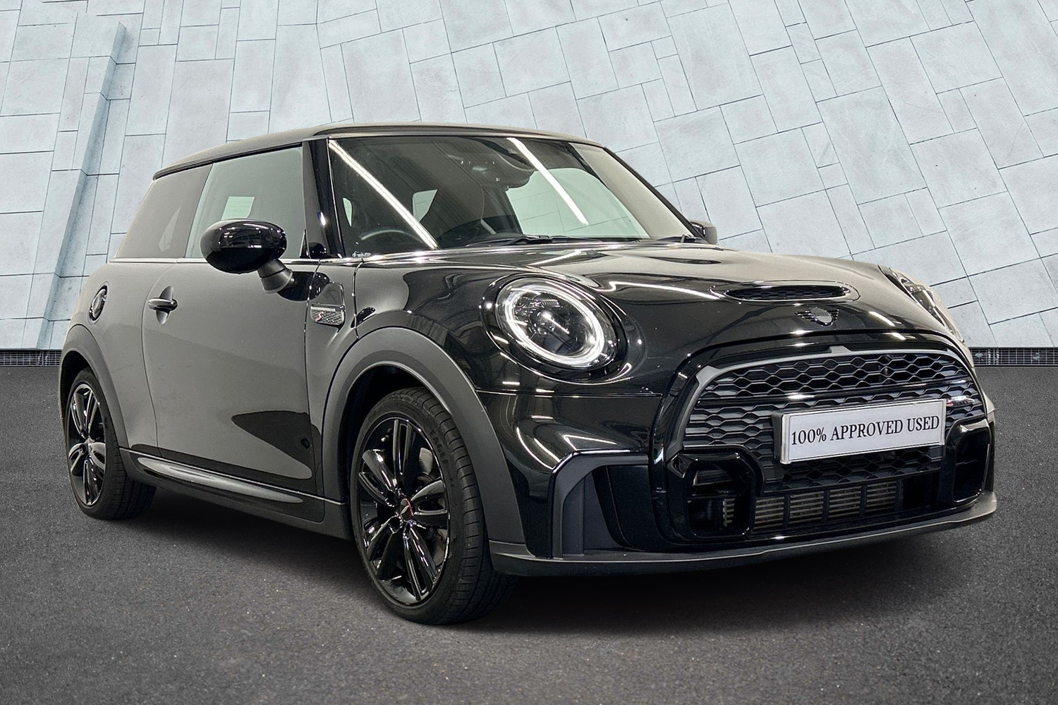 Main listing image - MINI Hatchback