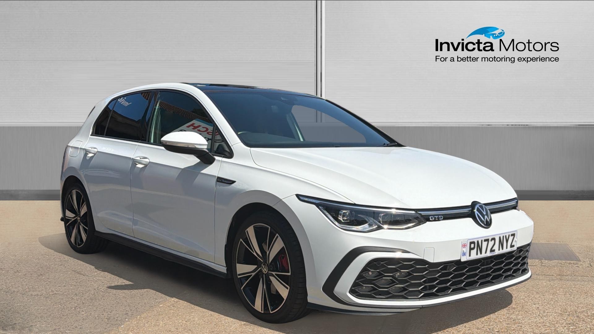 Main listing image - Volkswagen Golf