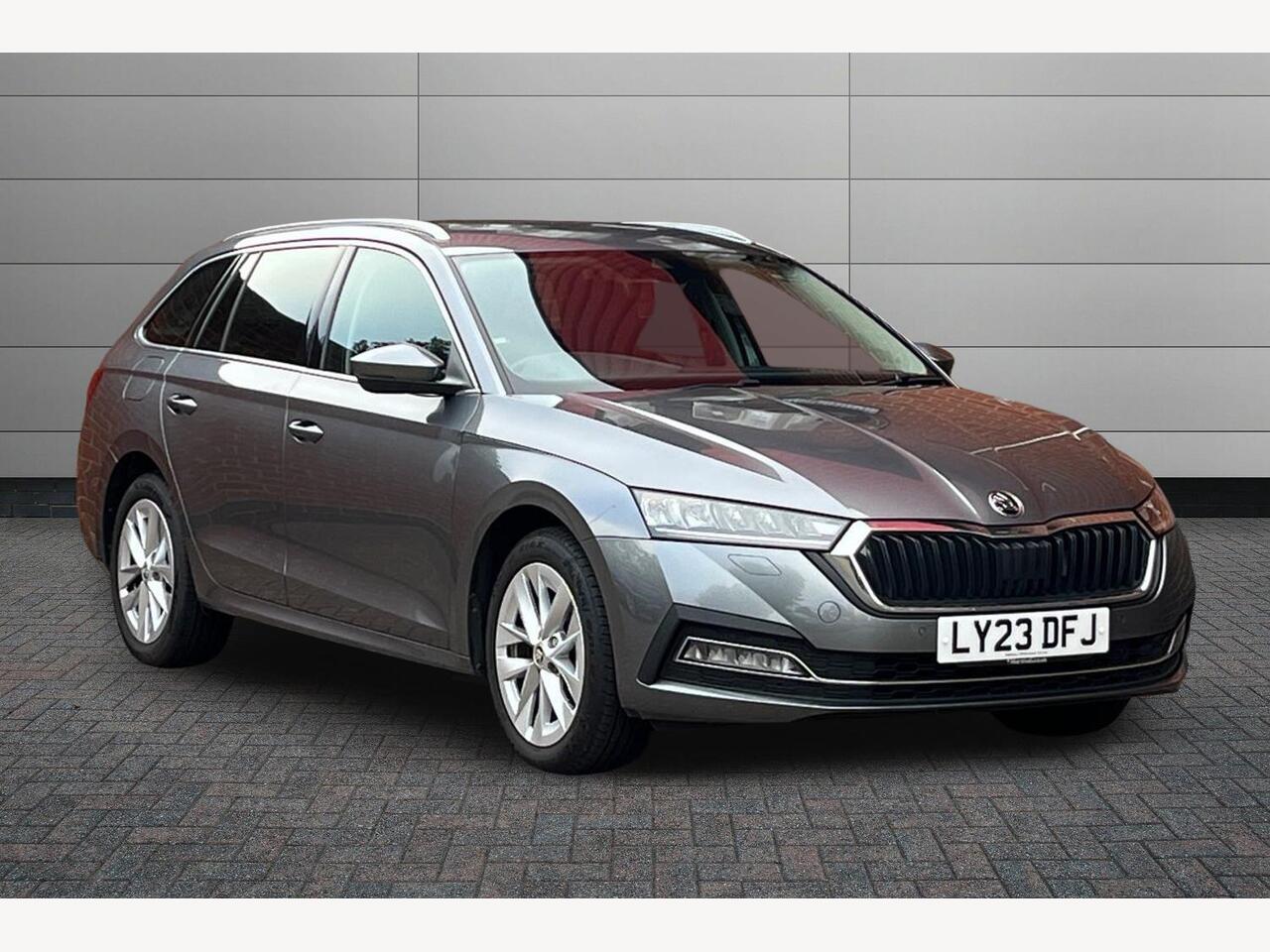 Main listing image - Skoda Octavia