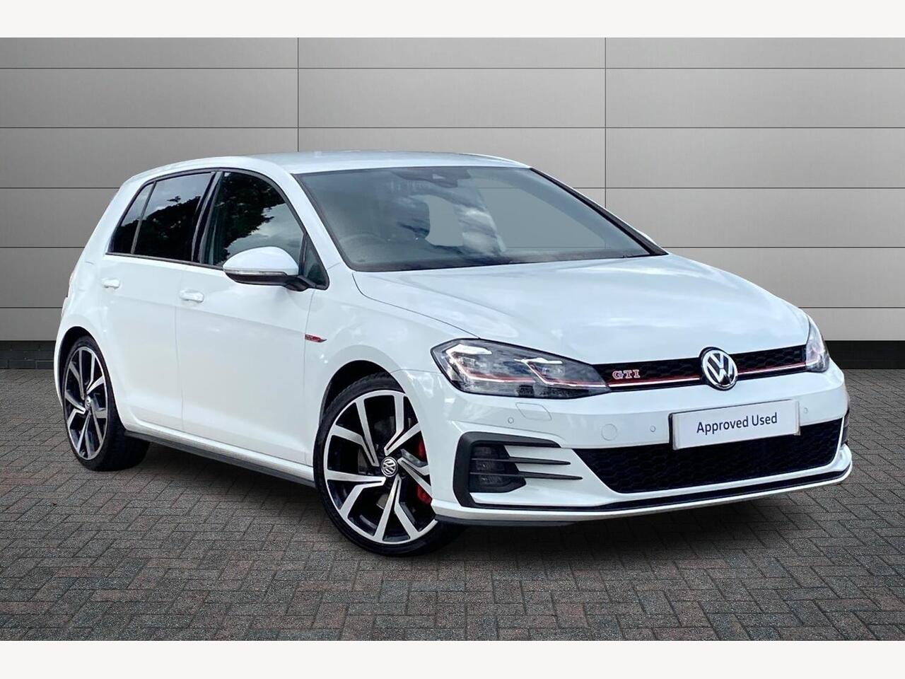 Main listing image - Volkswagen Golf