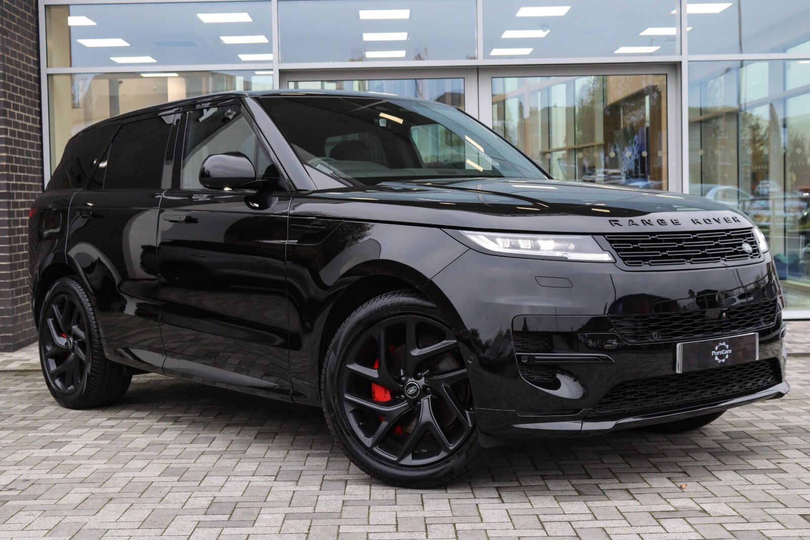 Main listing image - Land Rover Range Rover Sport