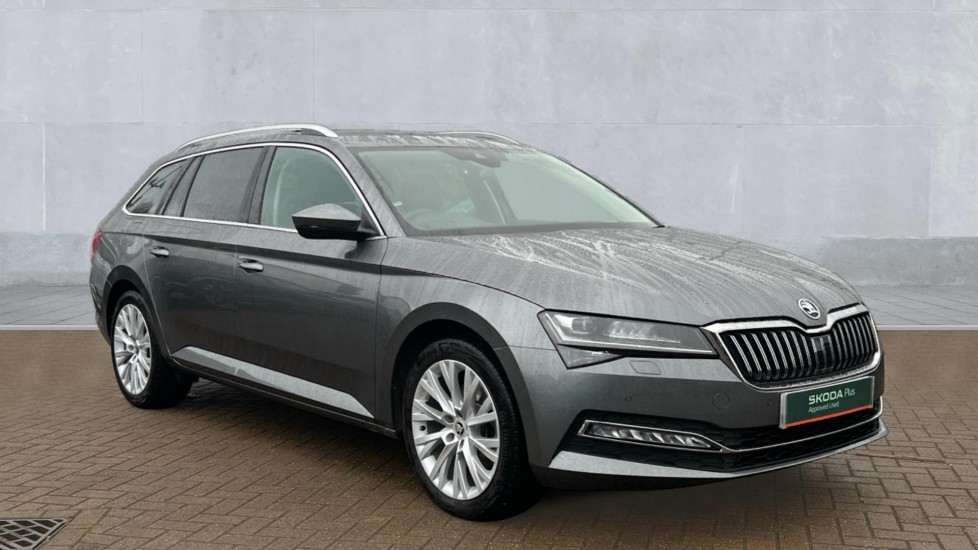 Main listing image - Skoda Superb Estate