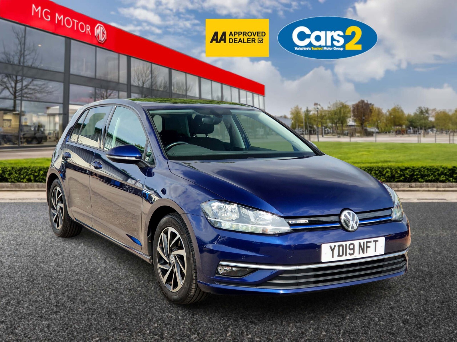 Main listing image - Volkswagen Golf