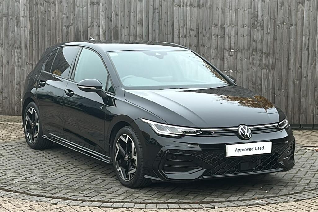 Main listing image - Volkswagen Golf