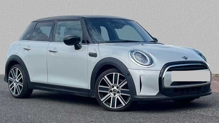 Main listing image - MINI Hatchback 5dr