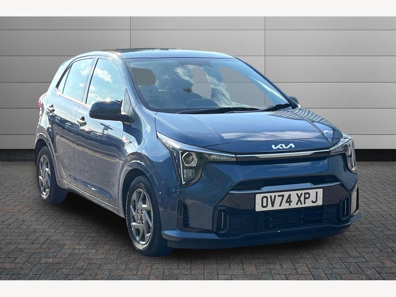 Main listing image - Kia Picanto