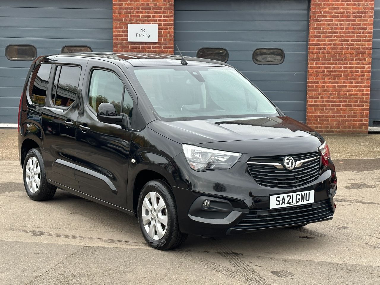 Main listing image - Vauxhall Combo Life