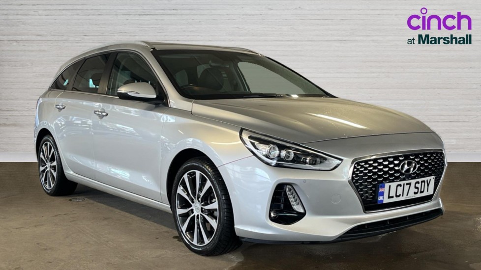 Main listing image - Hyundai i30 Tourer