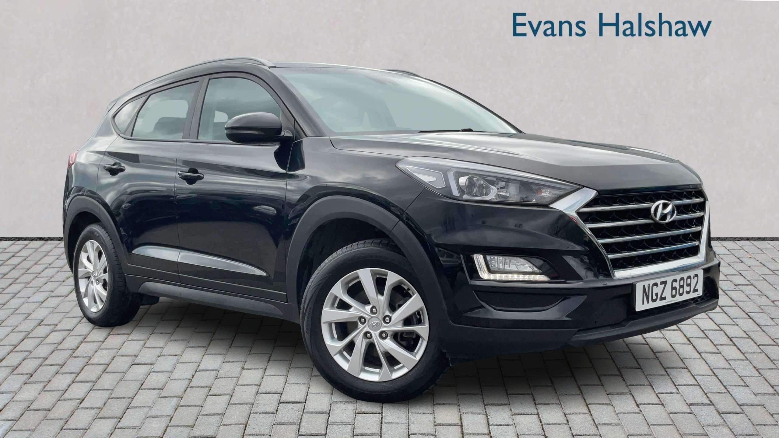 Main listing image - Hyundai Tucson