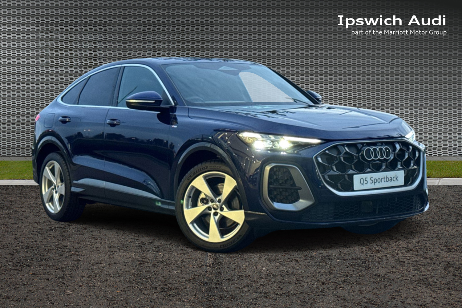 Main listing image - Audi Q5