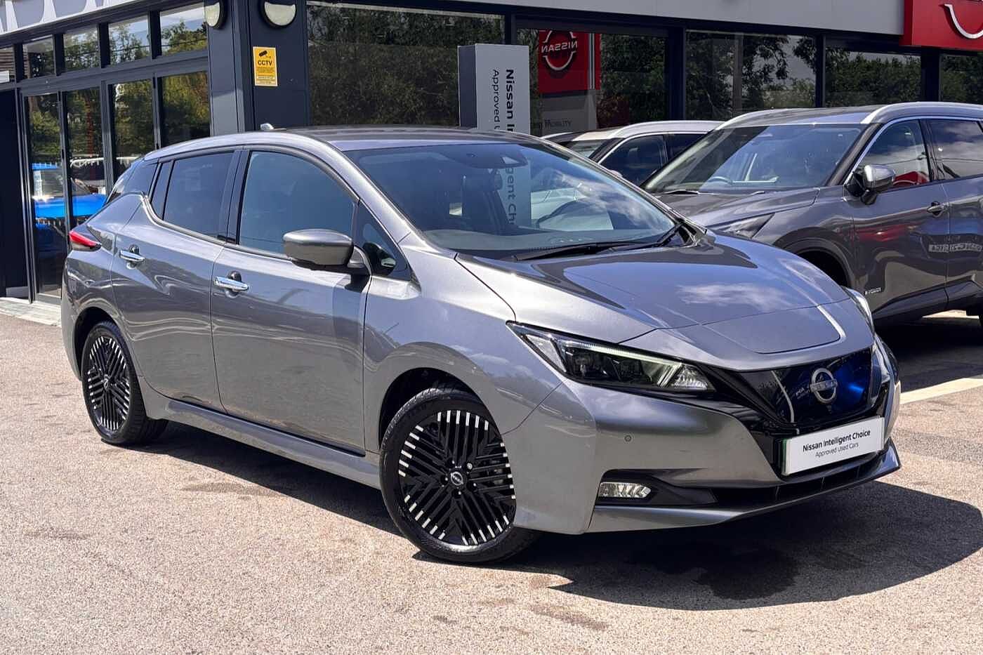 Main listing image - Nissan Leaf