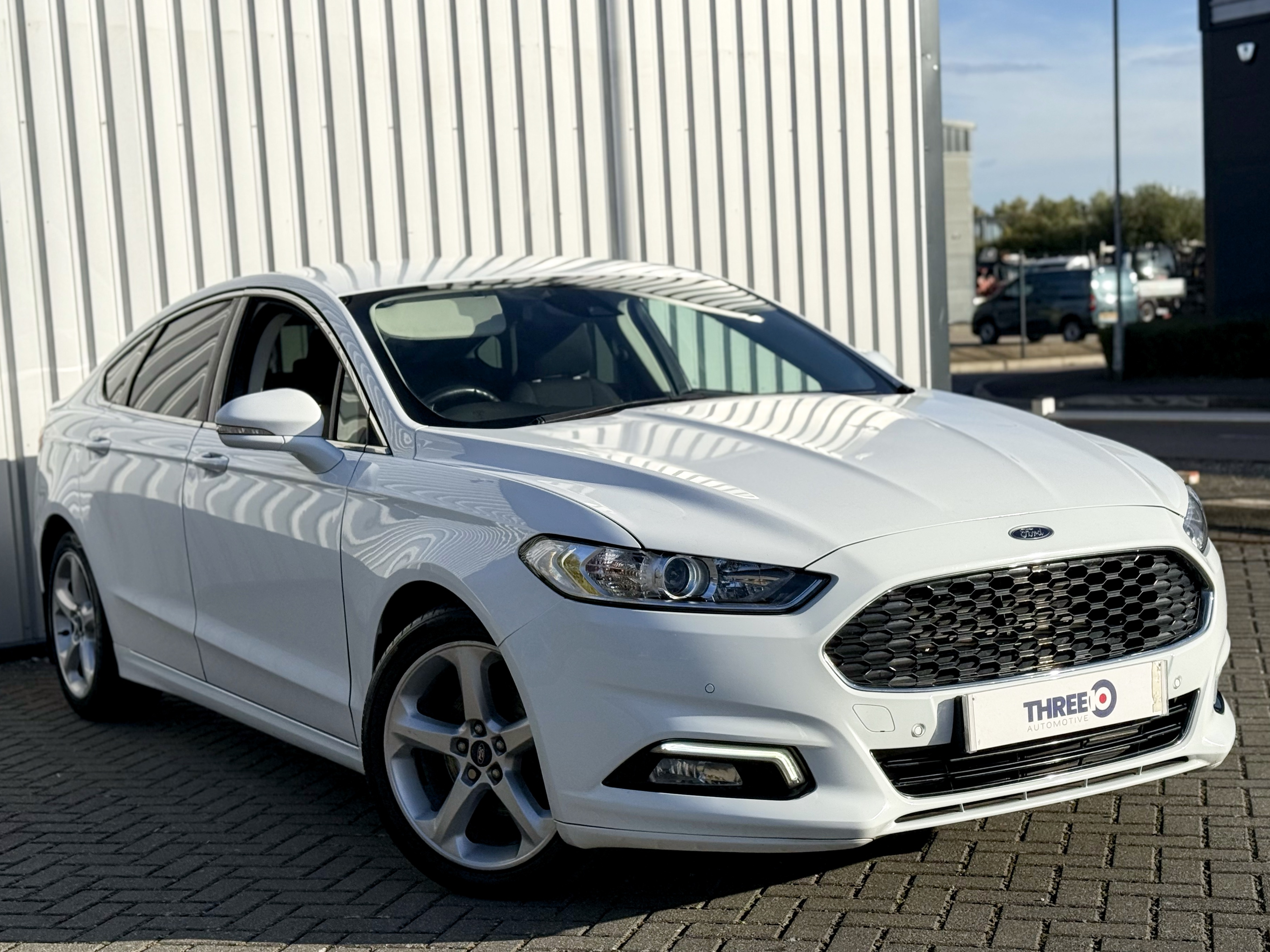 Main listing image - Ford Mondeo