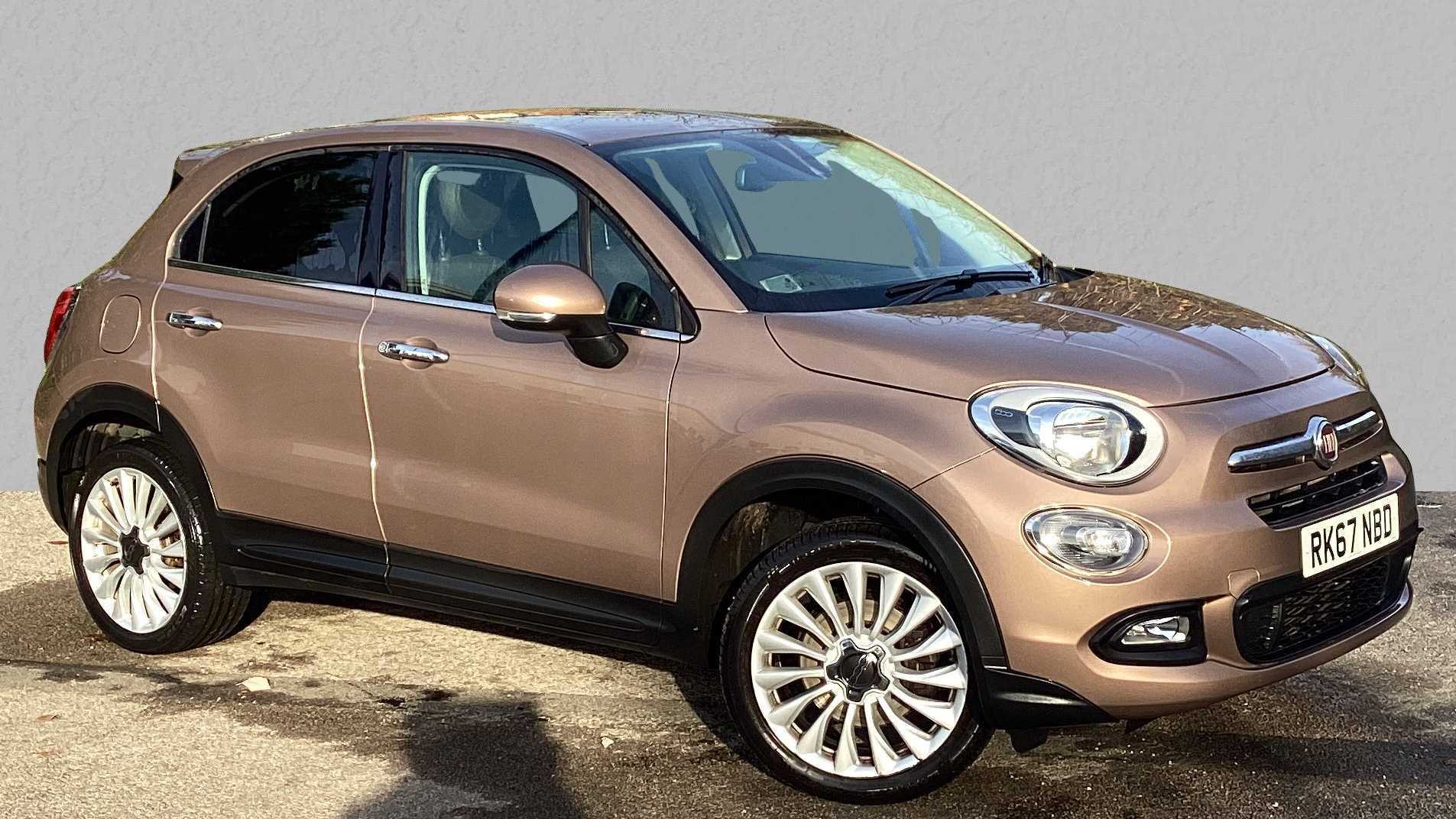 Main listing image - Fiat 500X