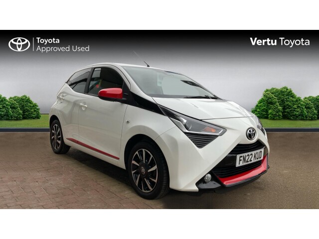 Main listing image - Toyota Aygo