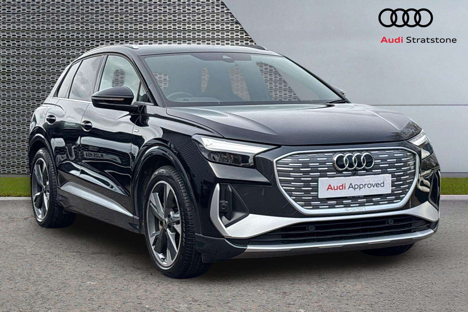 Main listing image - Audi Q4