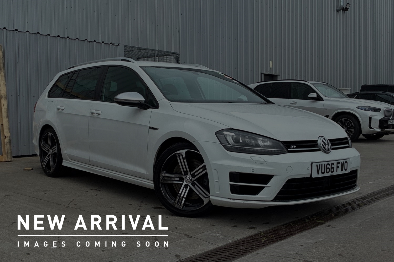 Main listing image - Volkswagen Golf
