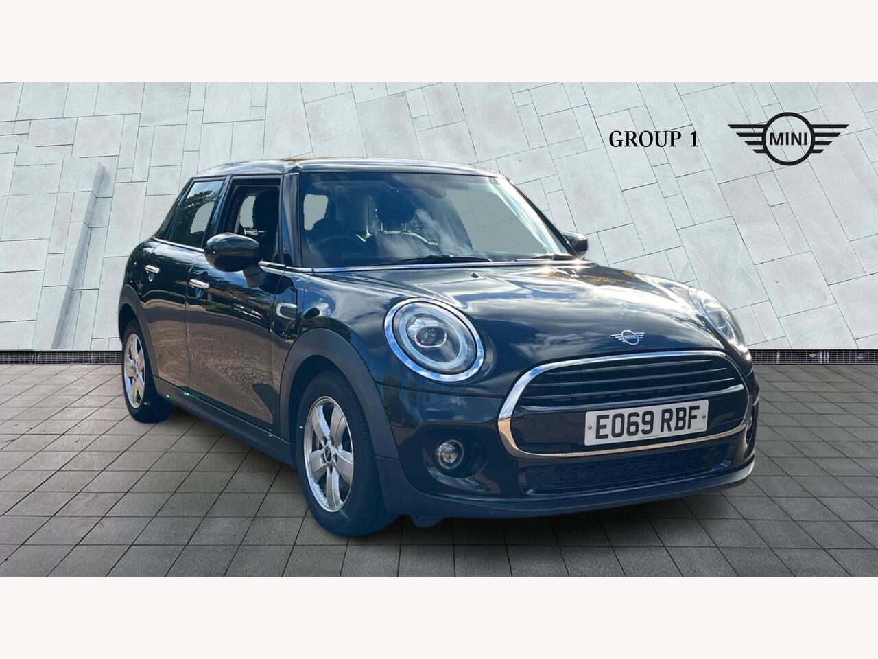Main listing image - MINI Hatchback