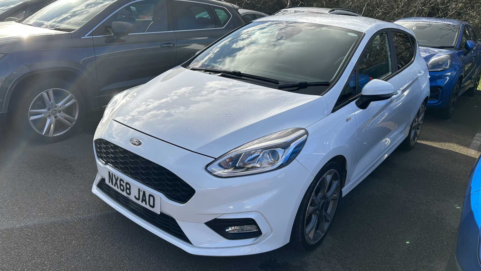 Main listing image - Ford Fiesta