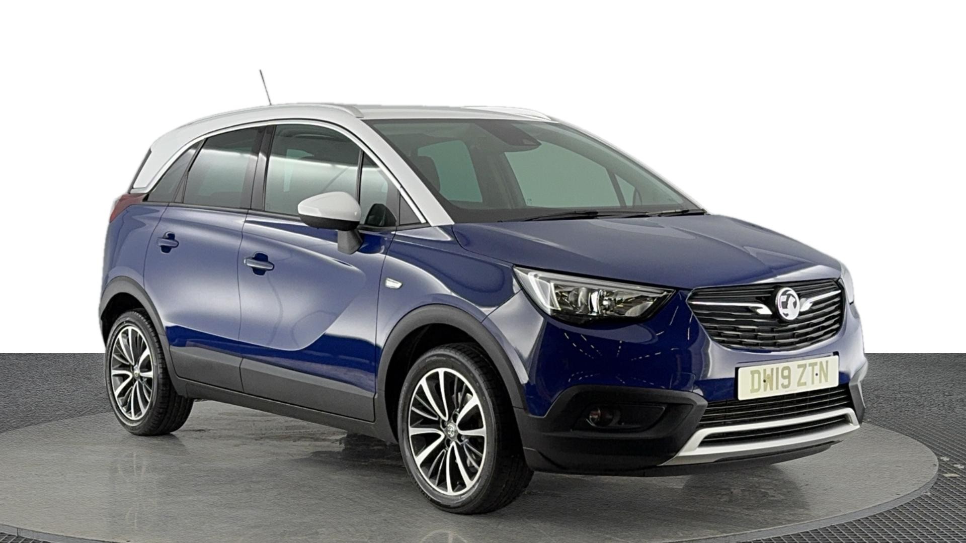 Main listing image - Vauxhall Crossland X