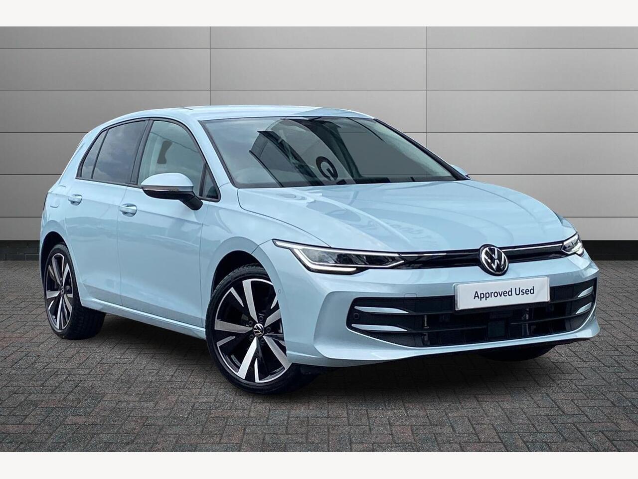 Main listing image - Volkswagen Golf