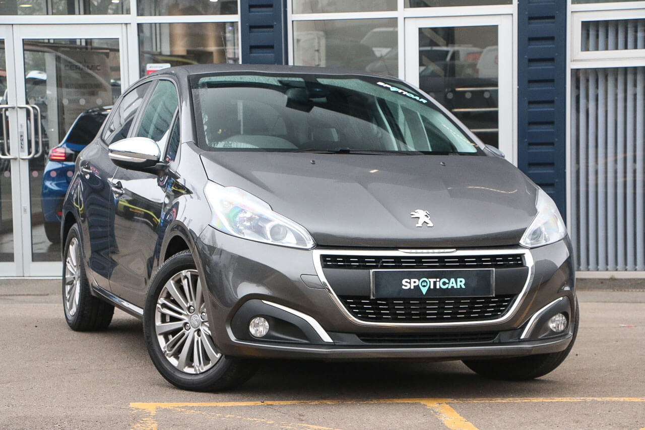 Main listing image - Peugeot 208
