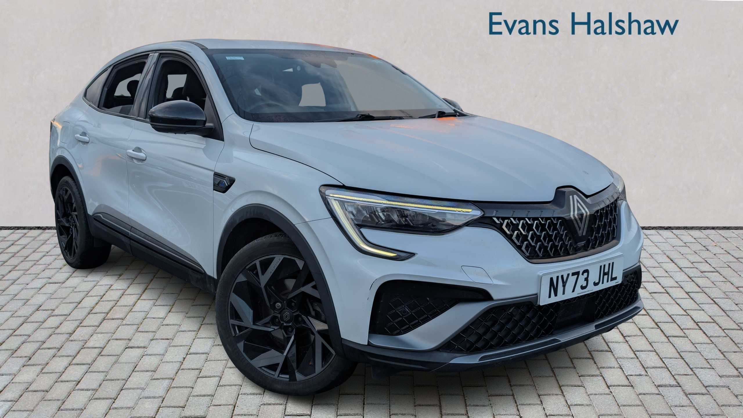 Main listing image - Renault Arkana