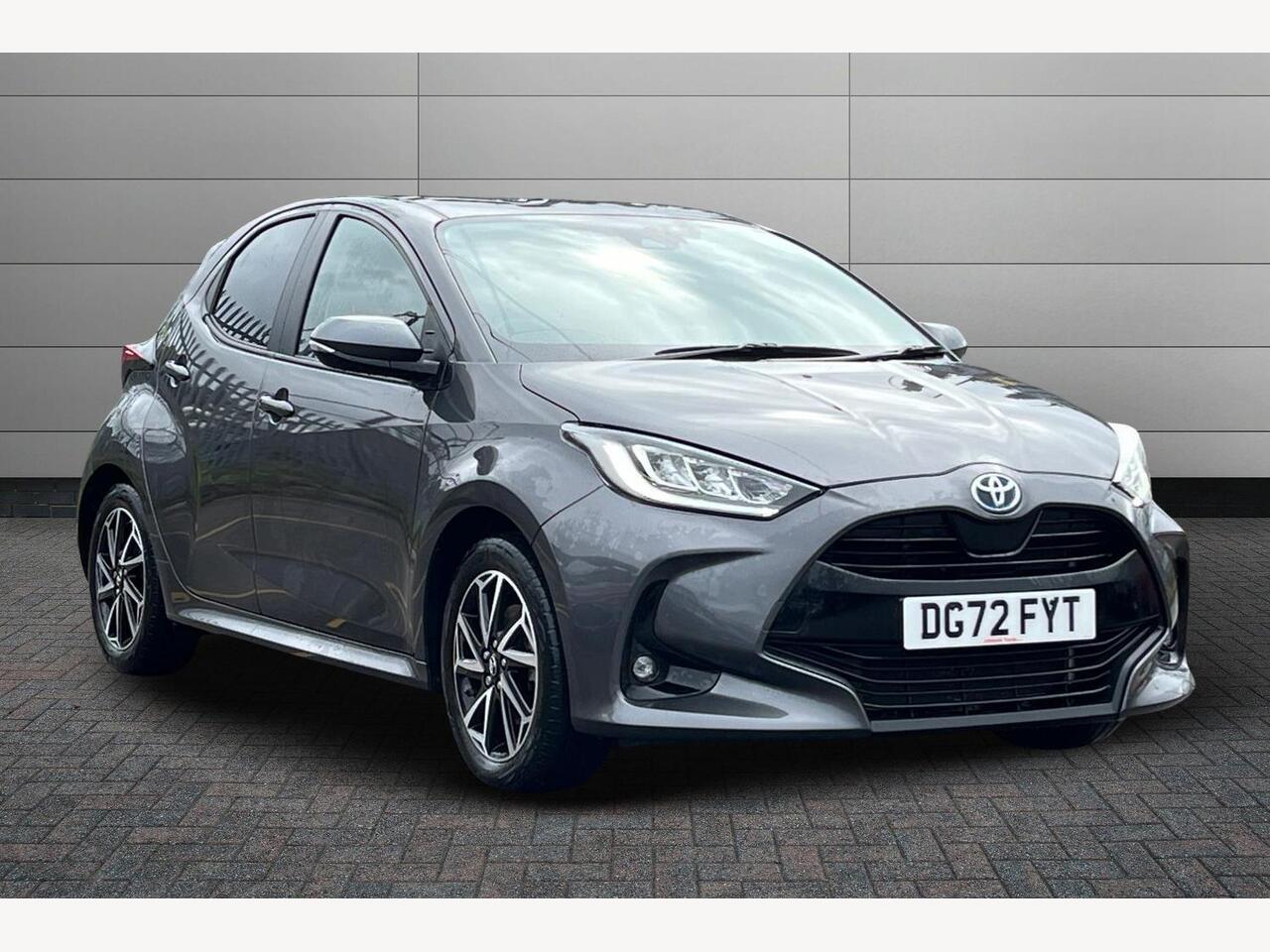 Main listing image - Toyota Yaris