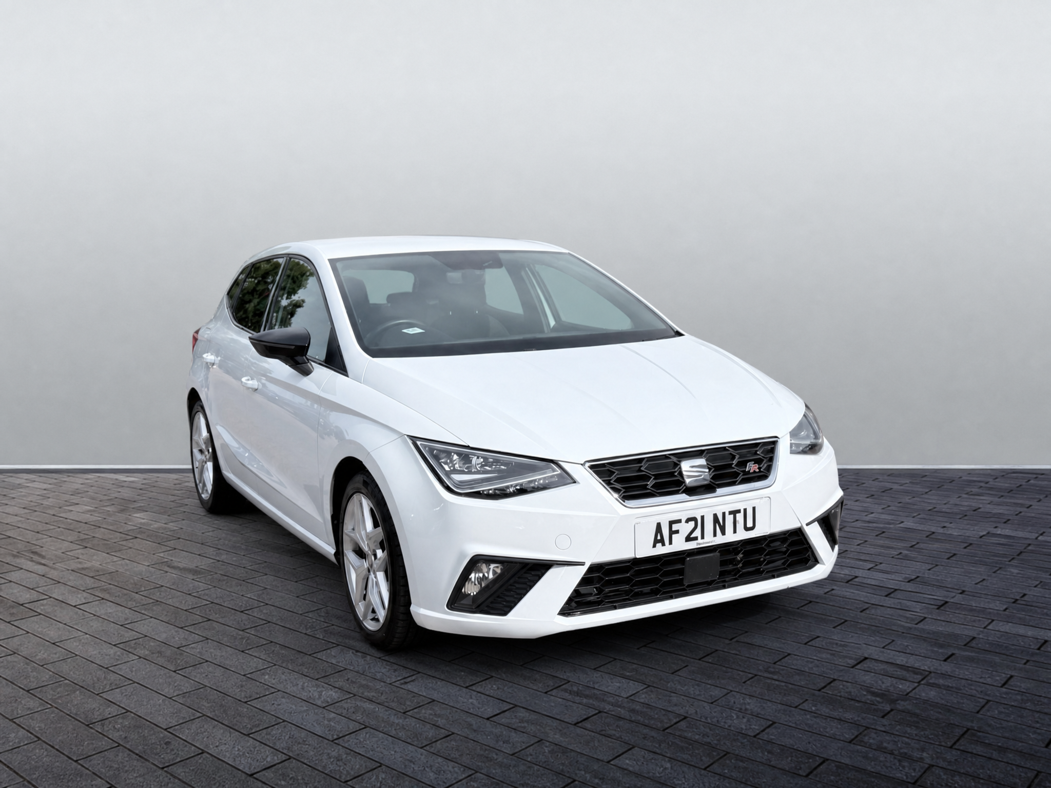 Main listing image - SEAT Ibiza