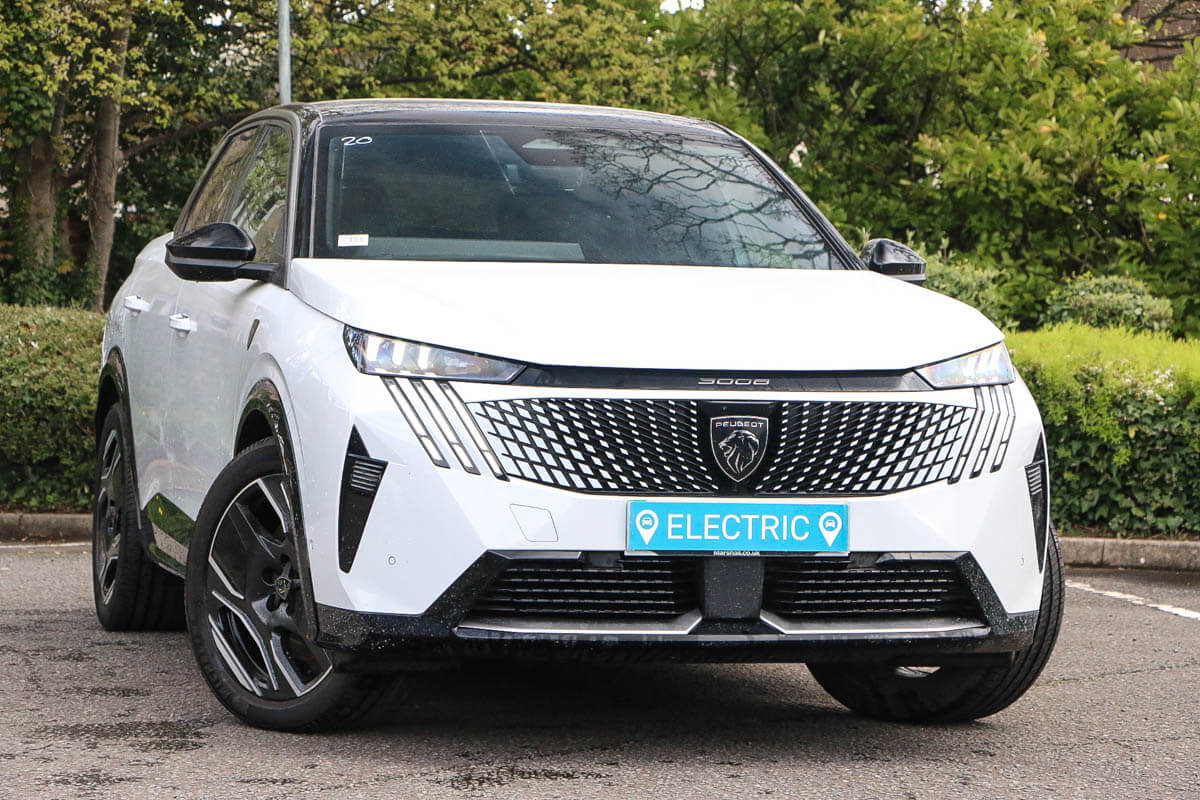 Main listing image - Peugeot 3008