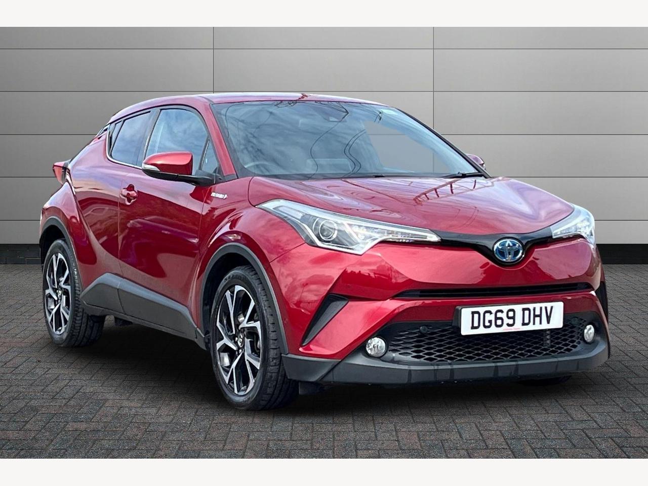 Main listing image - Toyota C-HR