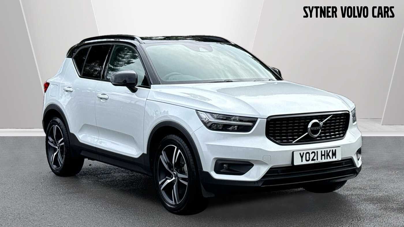 Main listing image - Volvo XC40 Recharge