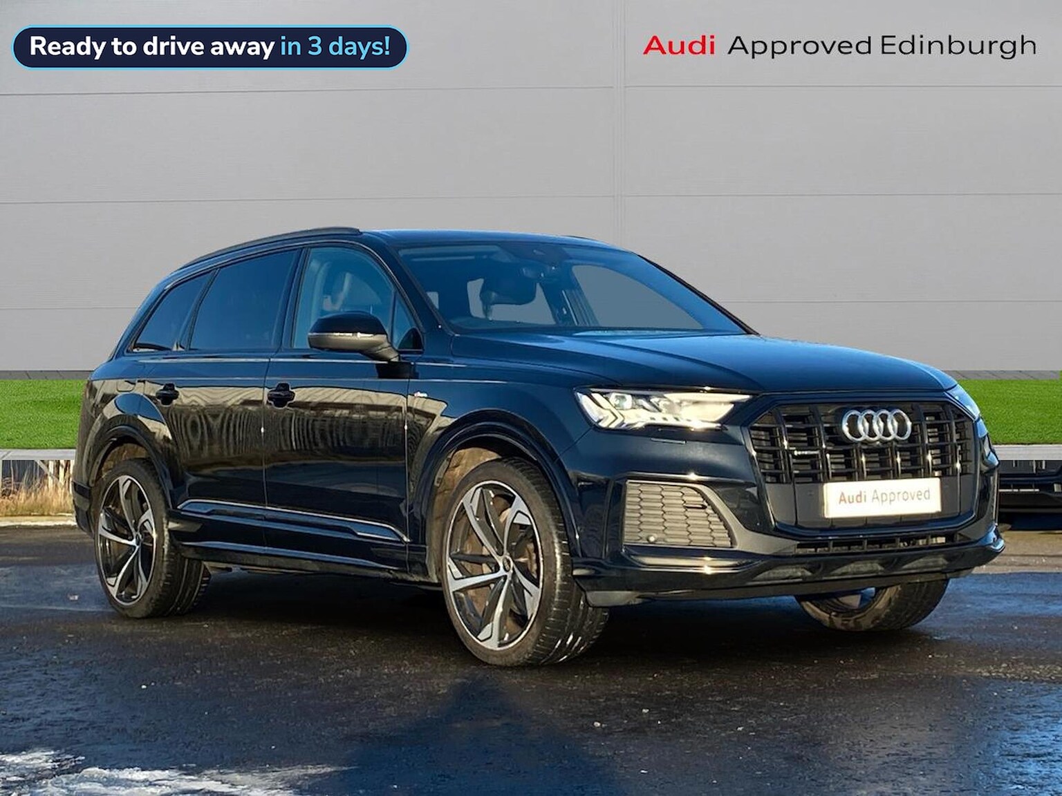 Main listing image - Audi Q7