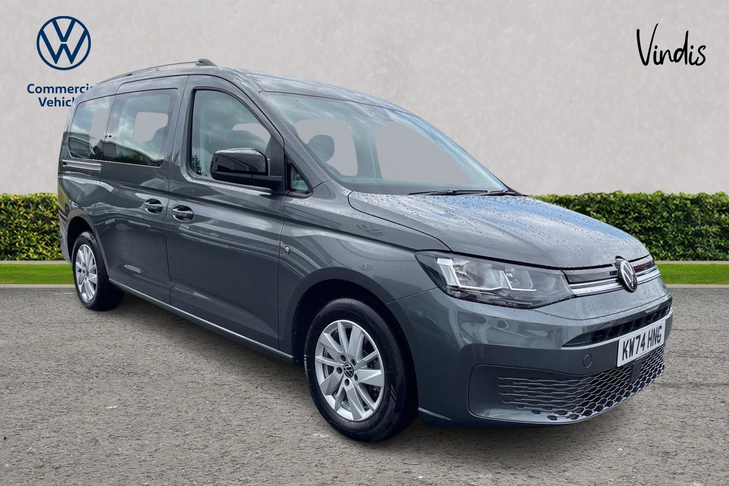 Main listing image - Volkswagen Caddy Maxi Life
