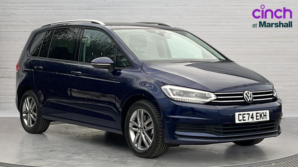 Main listing image - Volkswagen Touran