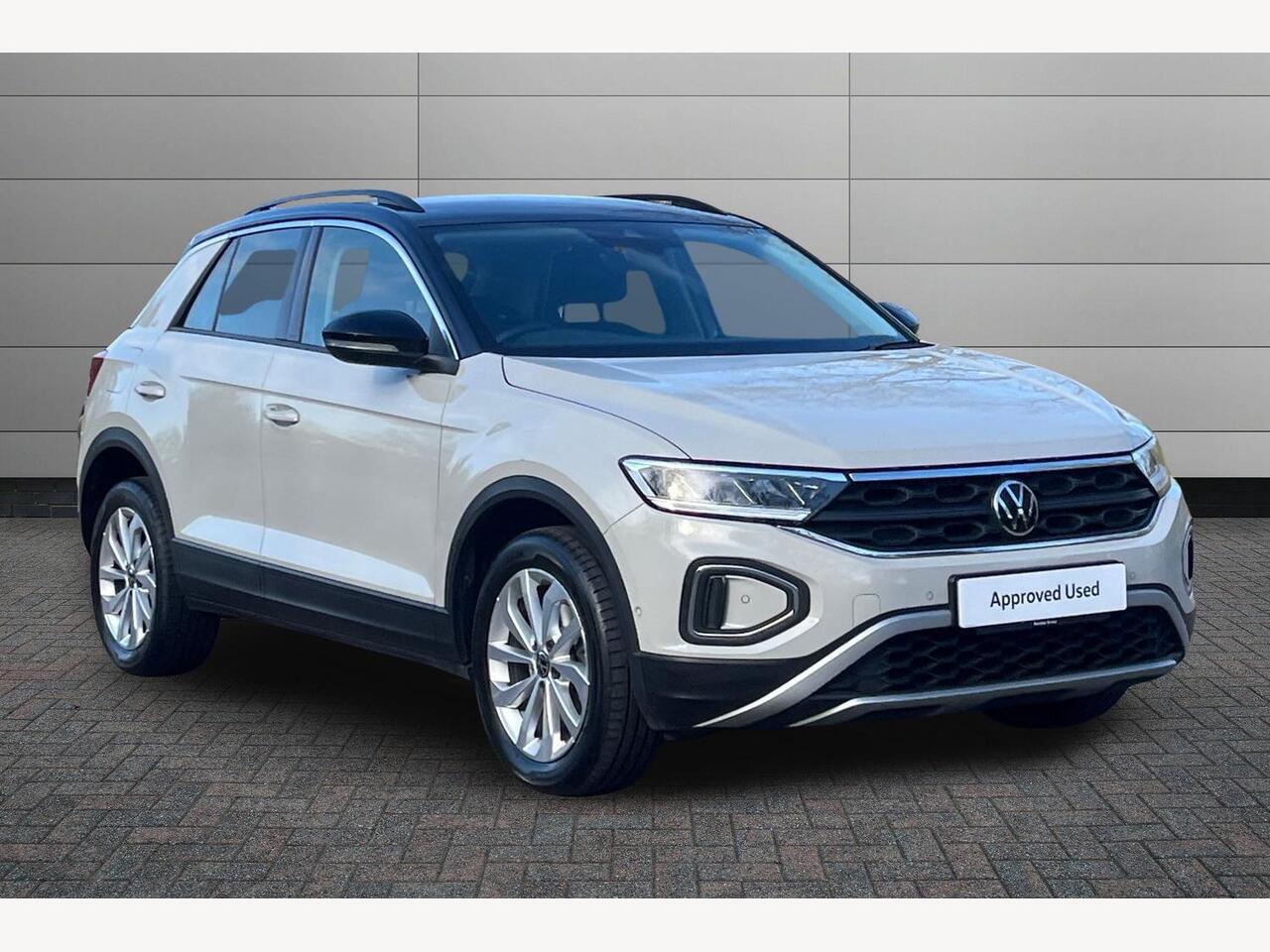 Main listing image - Volkswagen T-Roc