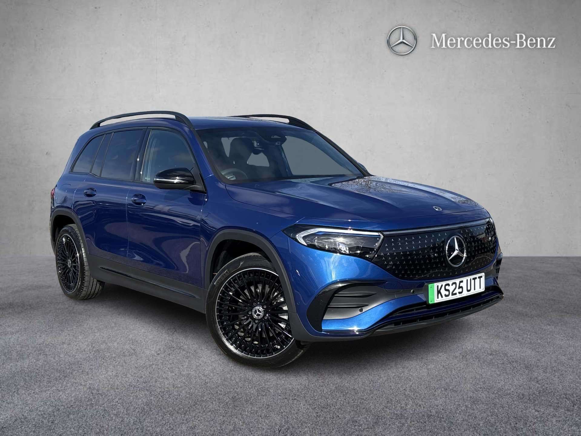 Main listing image - Mercedes-Benz EQB