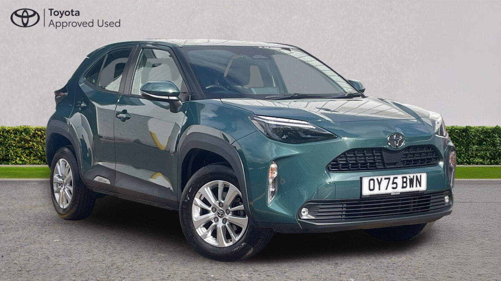 Main listing image - Toyota Yaris Cross