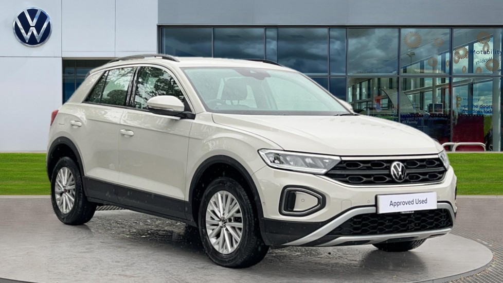 Main listing image - Volkswagen T-Roc