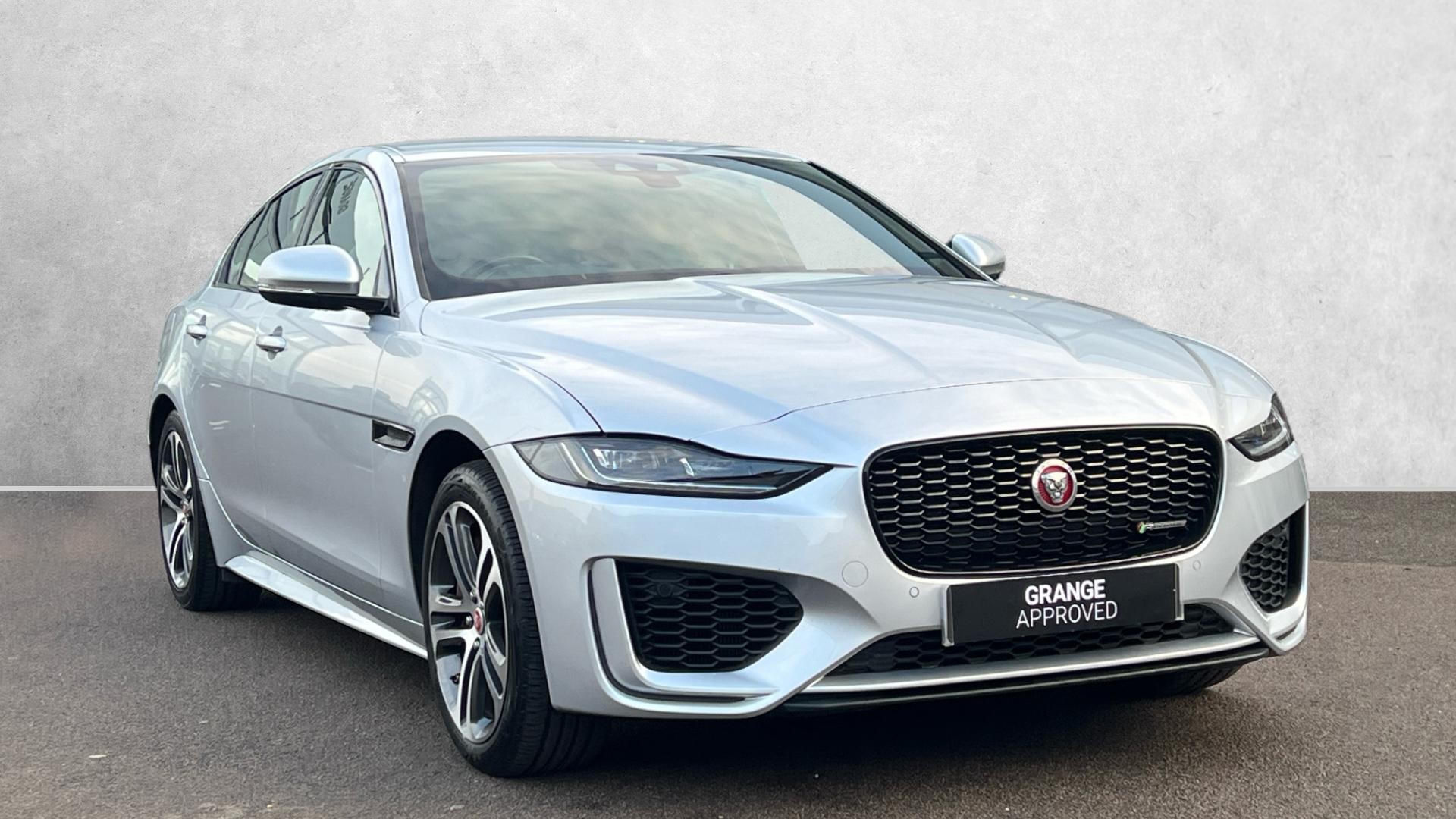 Main listing image - Jaguar XE