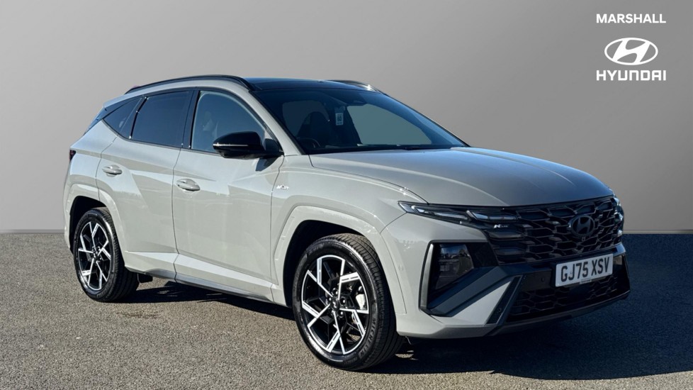 Main listing image - Hyundai Tucson