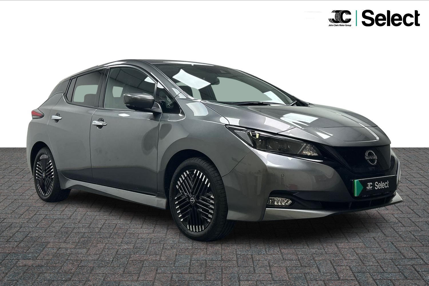 Main listing image - Nissan Leaf