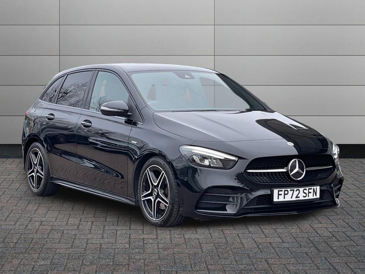 Main listing image - Mercedes-Benz B-Class