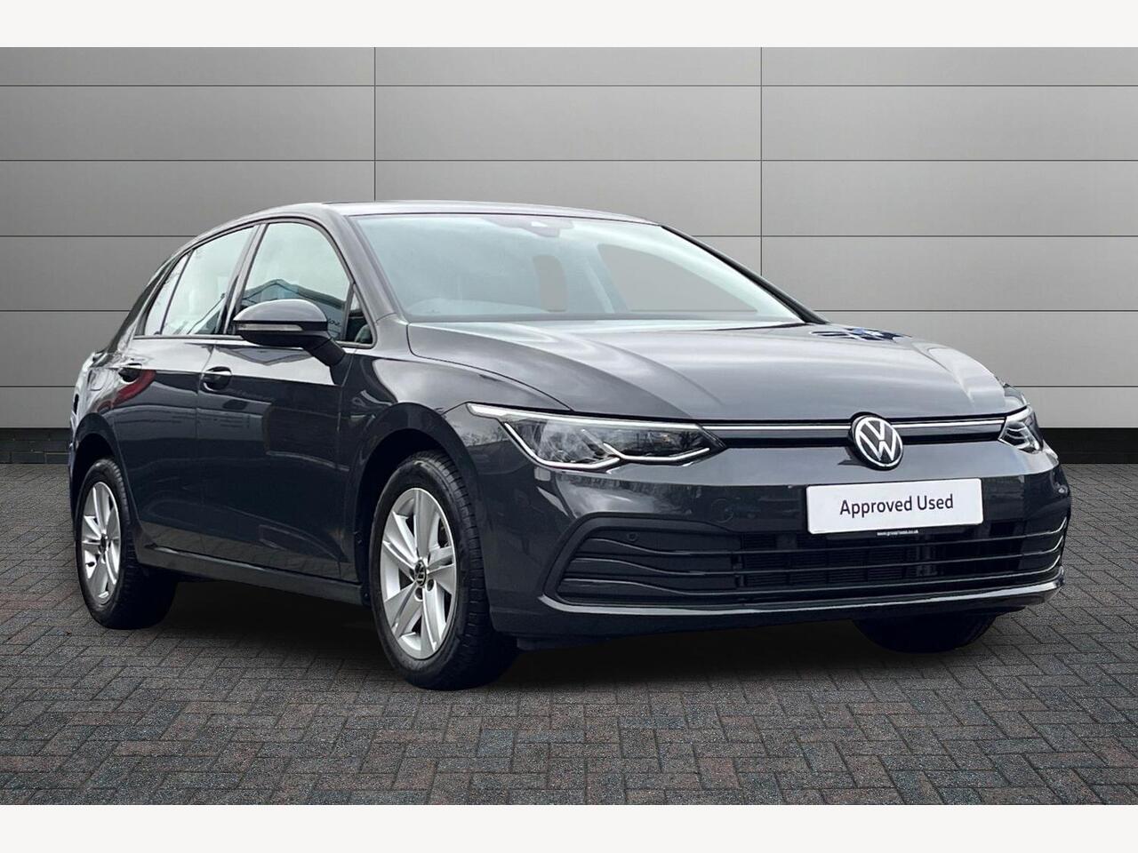 Main listing image - Volkswagen Golf