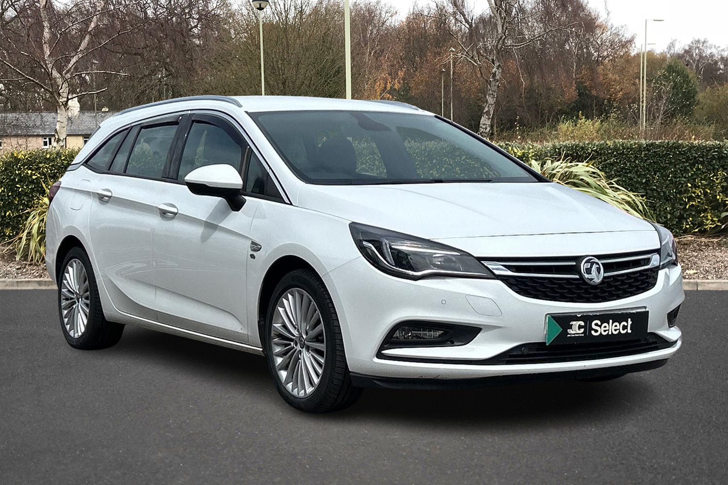 Main listing image - Vauxhall Astra Sports Tourer