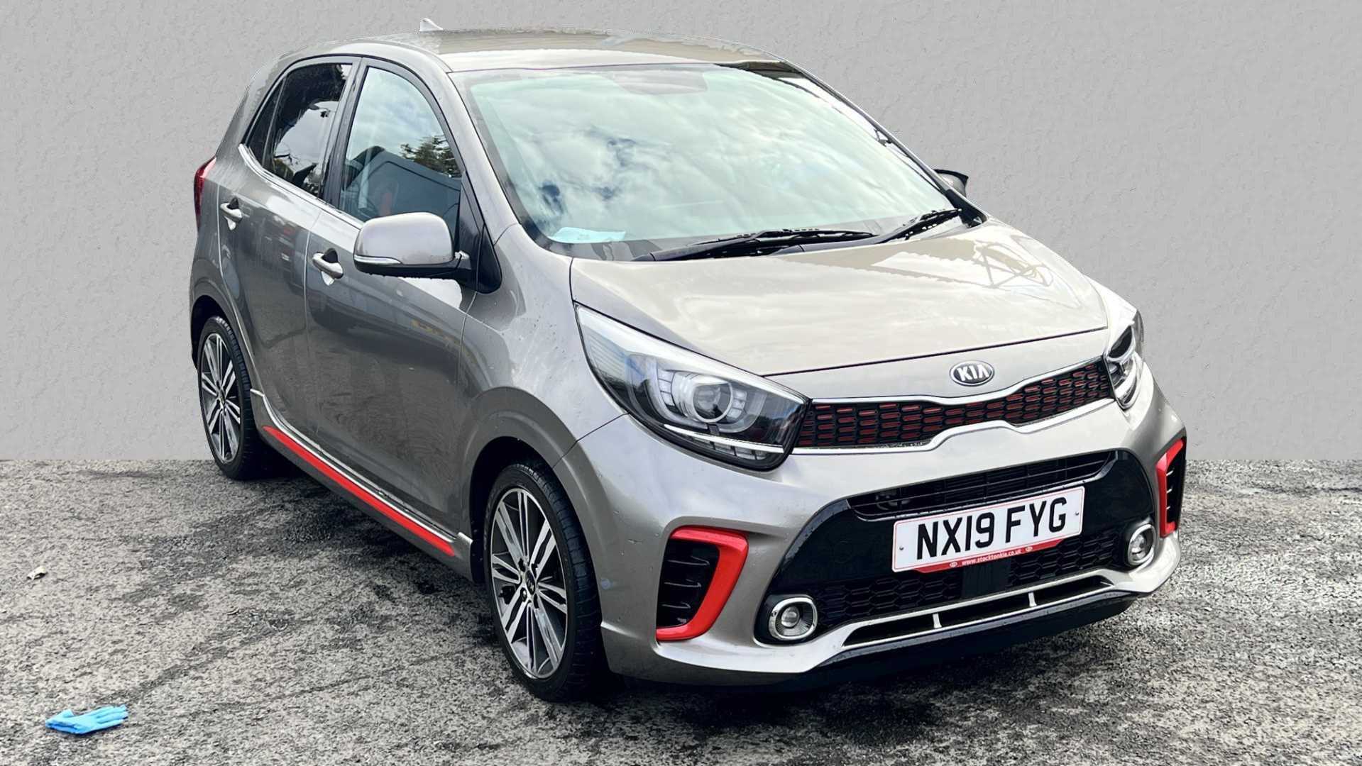 Main listing image - Kia Picanto