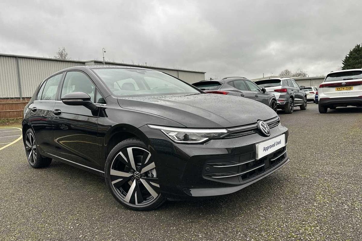 Main listing image - Volkswagen Golf