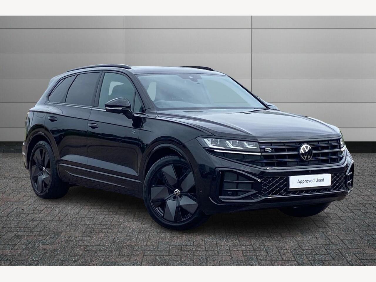 Main listing image - Volkswagen Touareg