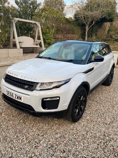 Main listing image - Land Rover Range Rover Evoque