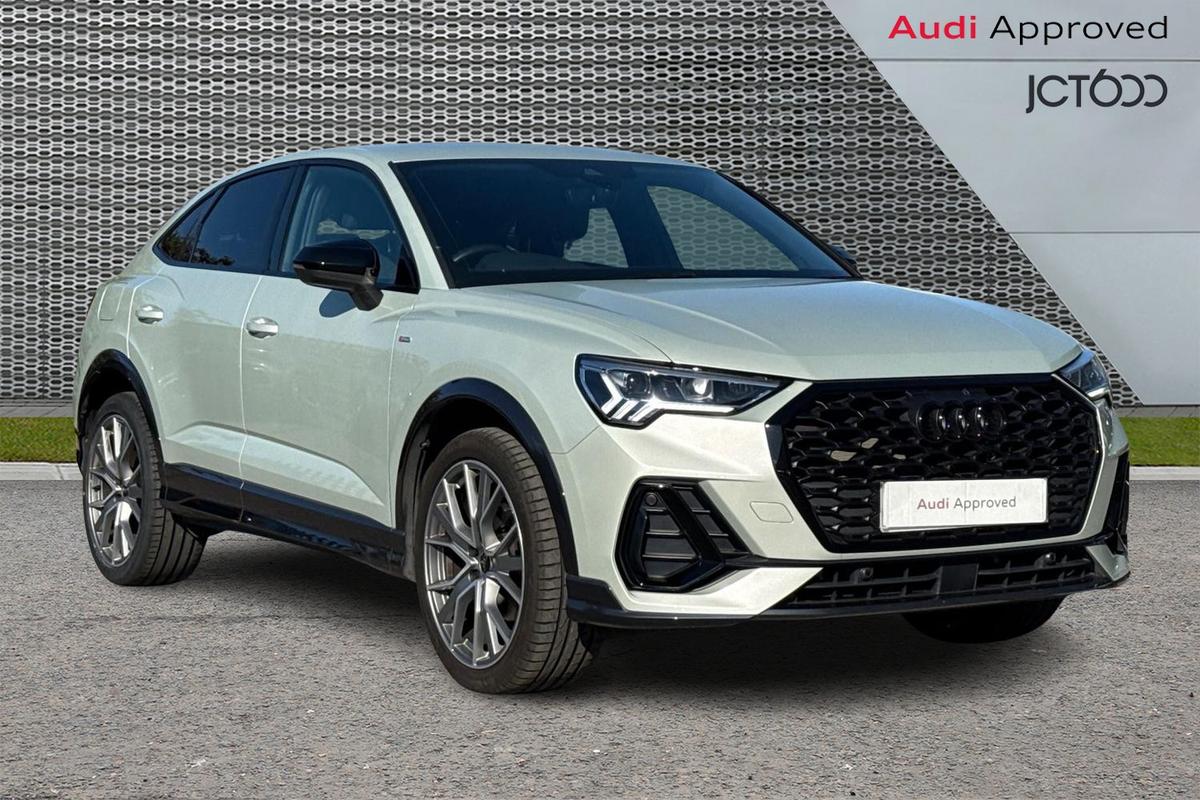 Main listing image - Audi Q3